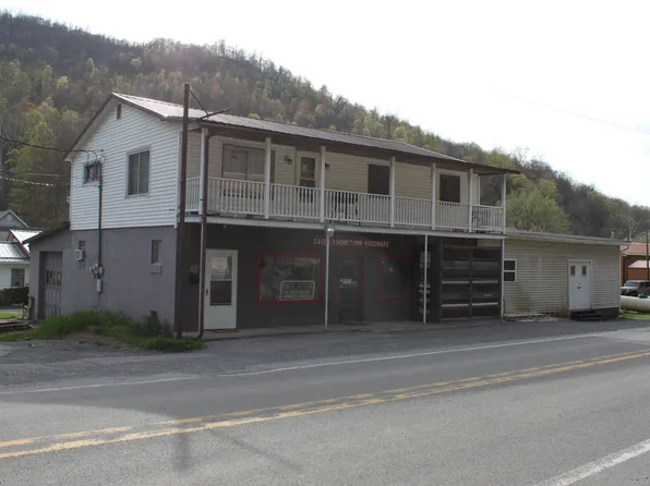740 Point Mountain Rd, Webster Springs, WV 26288