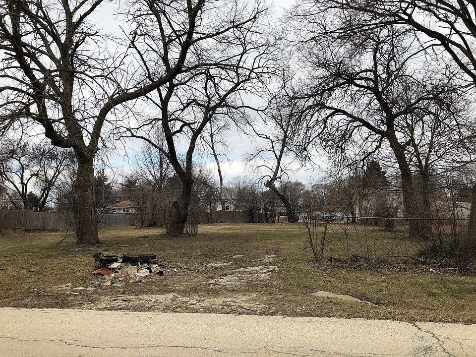 2nd image of 29W080 Bolles Ave