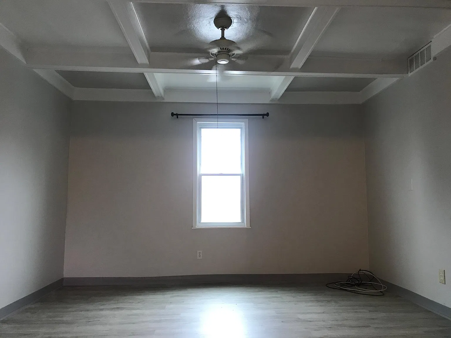 114 Vanderbilt St — Photo 4