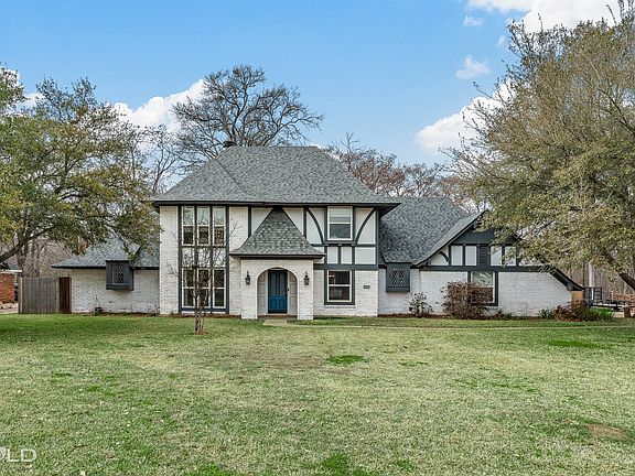 2nd image of 2207 Landau Ln