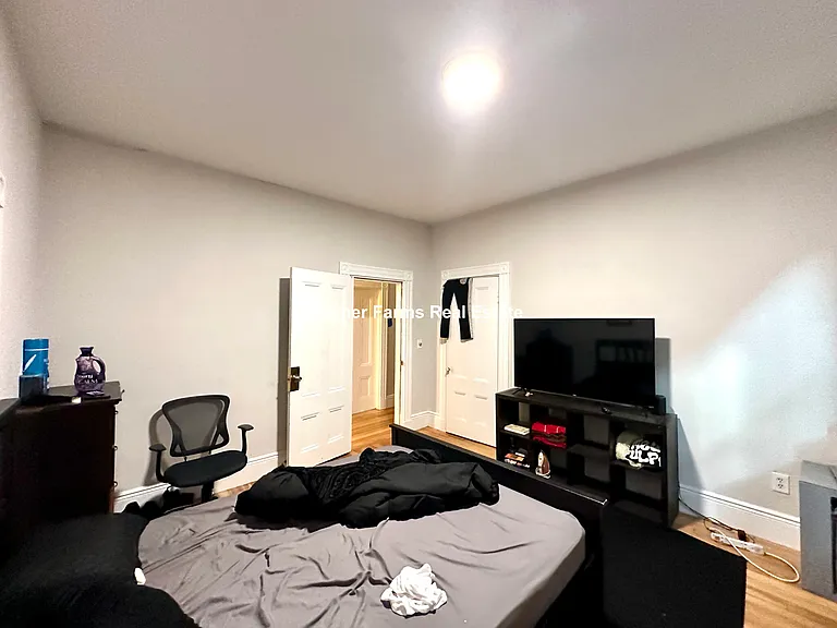 158 Boston St #2F — Photo 29