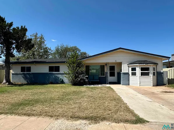 1915 N Breckon Dr, Hobbs, NM 88240