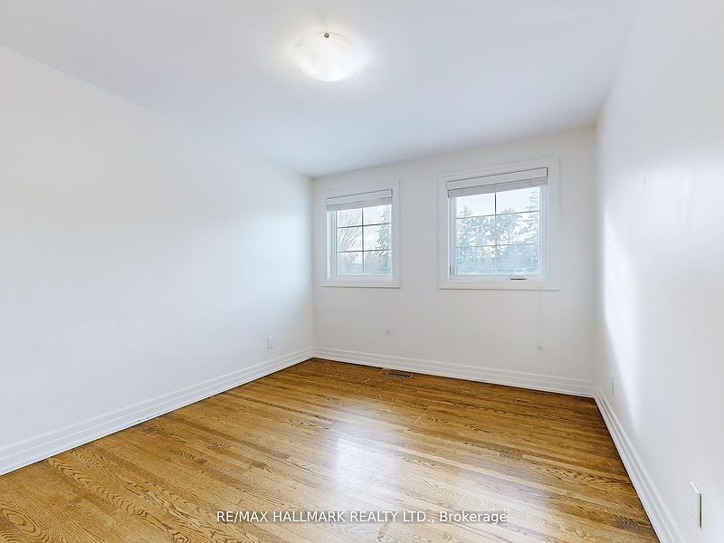 Toronto House for rent - 5 Bedrooms — photo 22