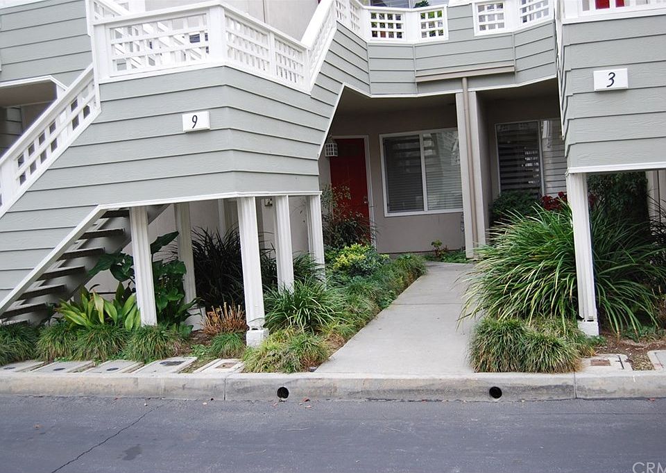 1st image of 9 Glenoaks