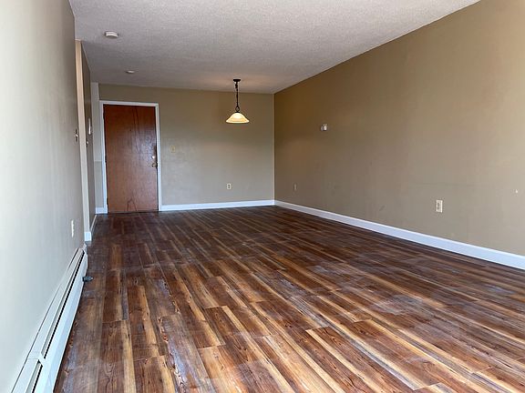 dining room/living room