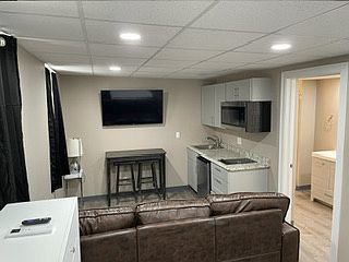 4th image of 106 Main St #205