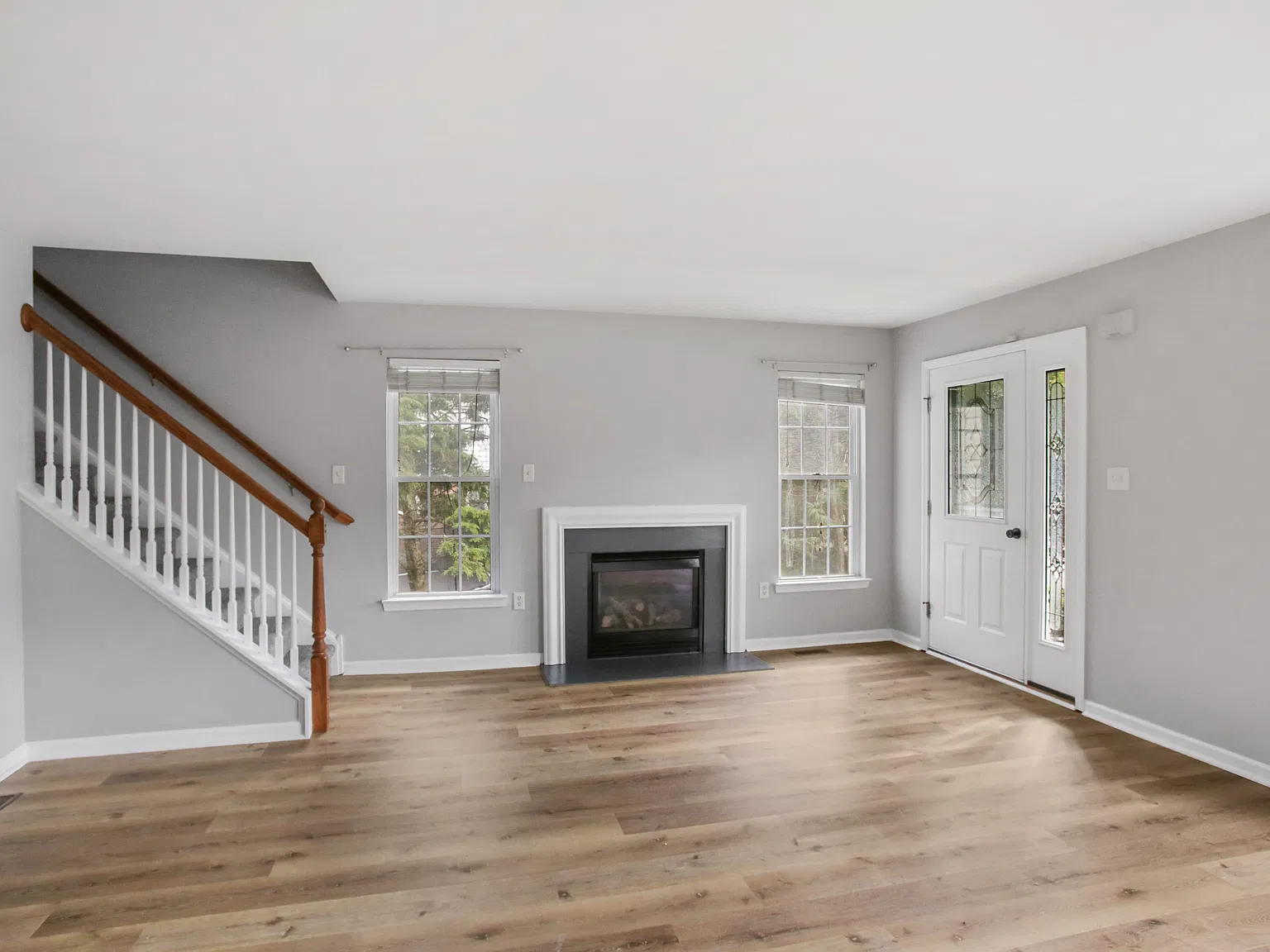 3 bed, 2.5 bath, 1742 sqft, $2,300 — Photo 4