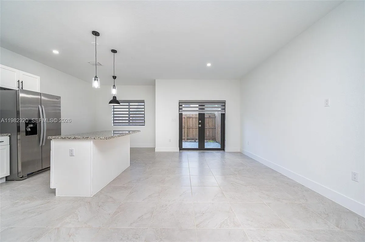 Building Photo - 13353 SW 250th Ter