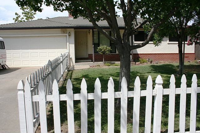 Picket Fence- Curb Appeal