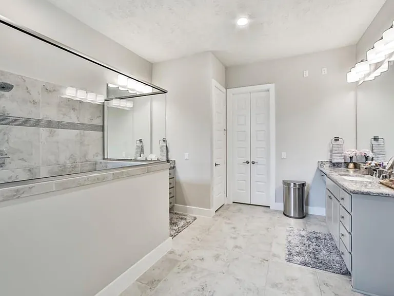 13219 S Salmon River Cir — Photo 22