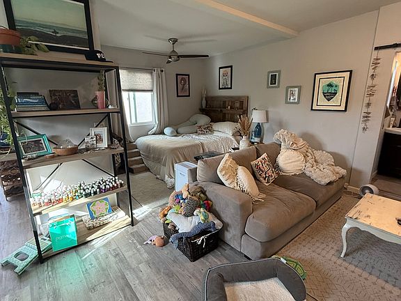 4th image of 1625 30th St #1/2