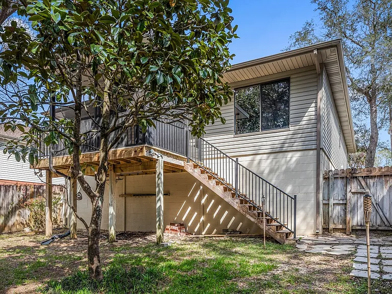 429 Springwood Way — Photo 23