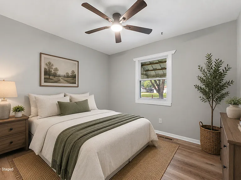 7365 Chennault Dr — Photo 29