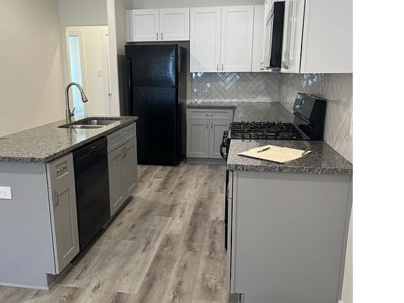 3rd image of 1035 Junell St #A