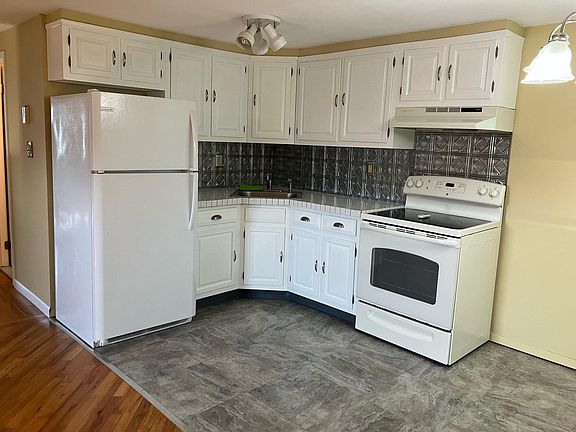 2nd image of 40 Norcross Ave #2