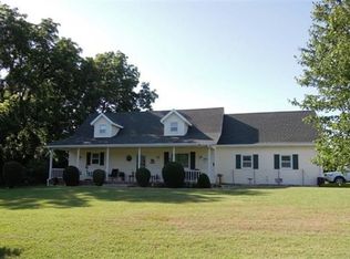 1772 Morningside Dr, Nixa, MO 65714