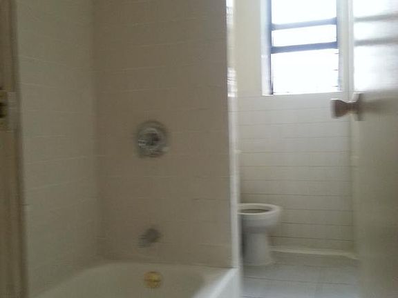 2nd image of 2114 Caton Ave APT 5
