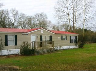 1976 Barker Rd, Ray city, GA 31645