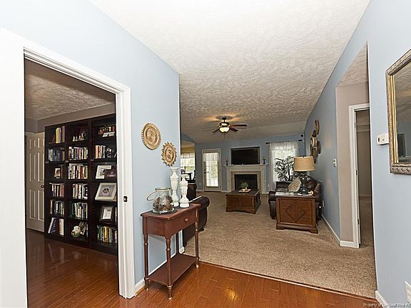 5th image of 5936 Blue Sky Ln