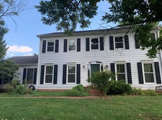 1012 Watermill Ln, Lexington, KY 40515