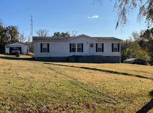 925 Pleasant Hill Rd, Camden, TN 38320