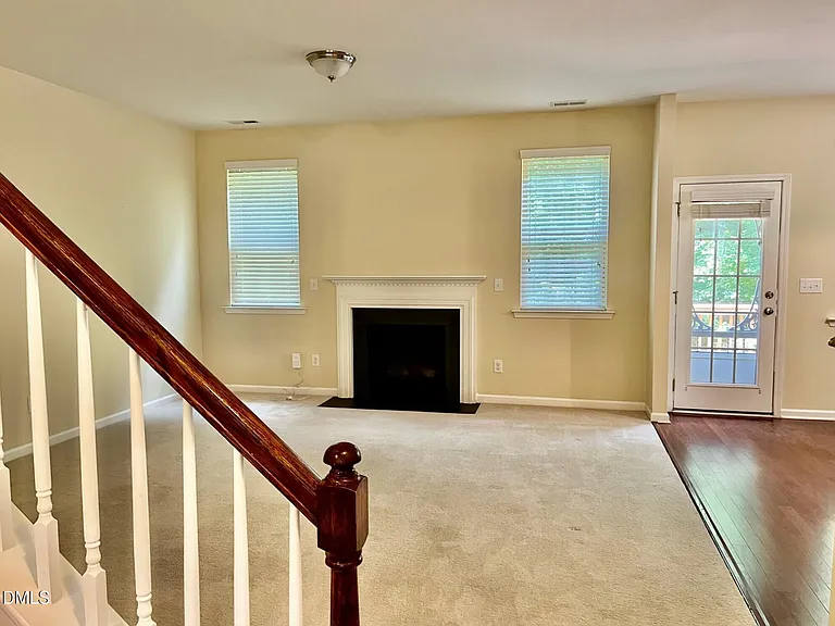 525 Sandy Whispers Pl — Photo 5
