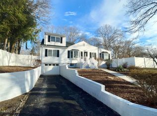 7 Fresh Pond Rd, Sound Beach, NY 11789