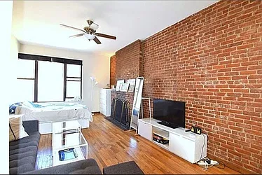 Rented by Manhattan Spaces
