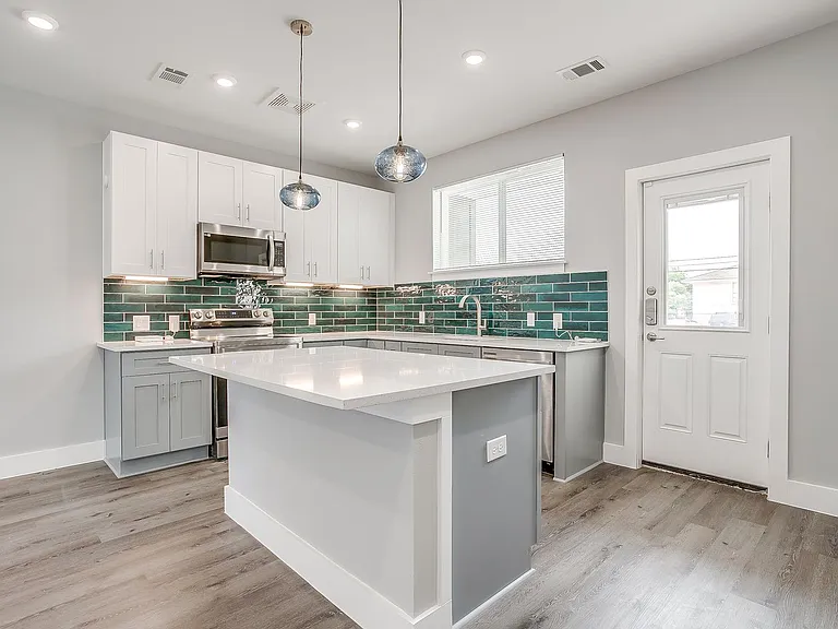 3144 Forest Park Blvd — Photo 22