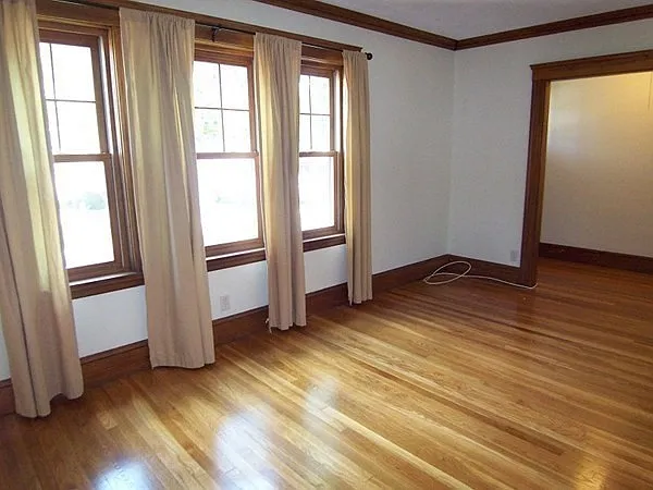2 bed, 1.0 bath, 1283 sqft, $3,050 — Photo 4