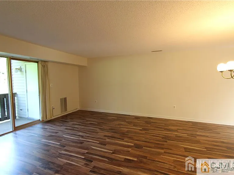 1103 Aspen Dr — Photo 11