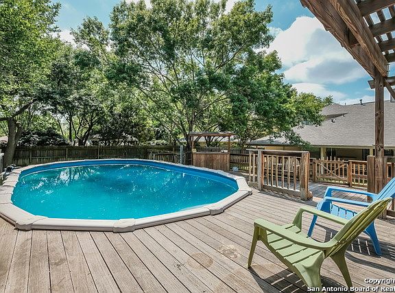 4th image of 11306 Forest Pass Ct