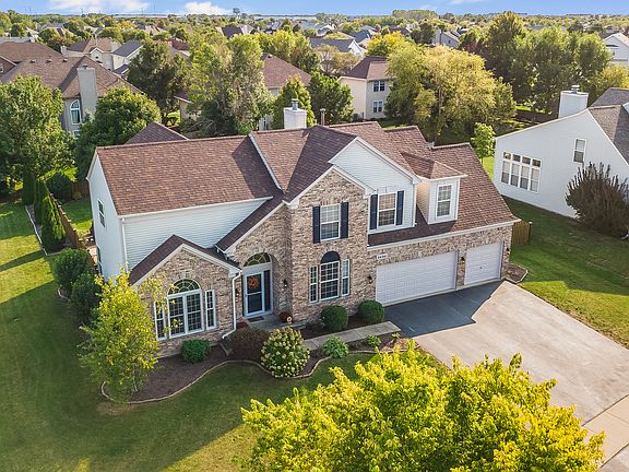 2nd image of 24241 Sheffield Ln
