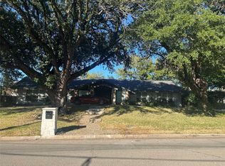 7121 Kendallwood Dr, Dallas, TX 75240