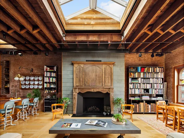 21 Bond Street image 3 of 21