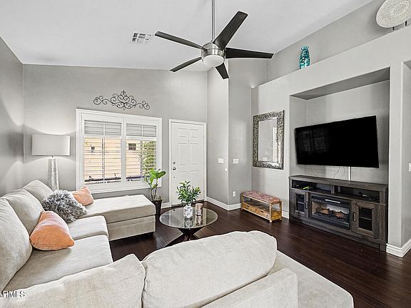 3rd image of 25220 N 41ST Avenue