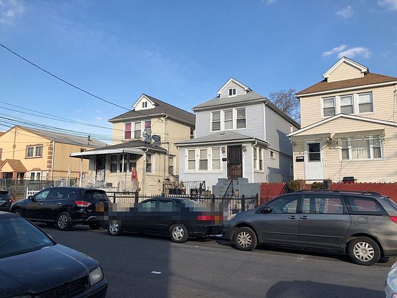 3rd image of 10751 156th St