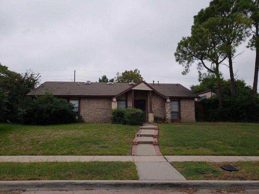 1st image of 1468 Applegate Dr