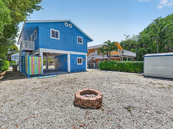 3rd image of 414 Mahogany Ave