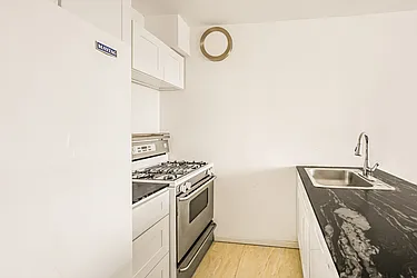 Rented by Yoram Adin, LREB