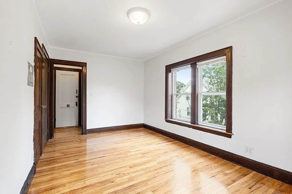 Building Photo - 5 Haskell St #31