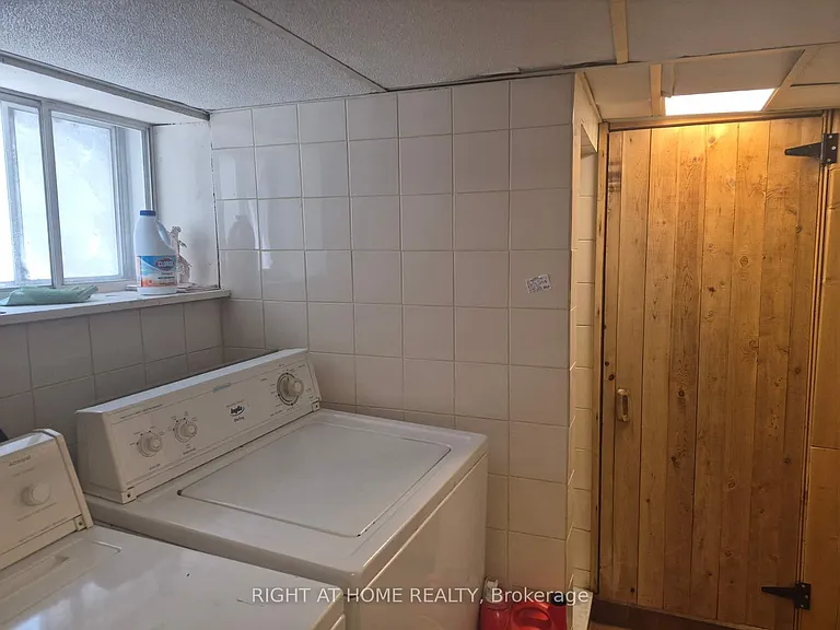357 Old Orchard Grv — Photo 25