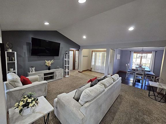 3rd image of 803 Ragan Rd