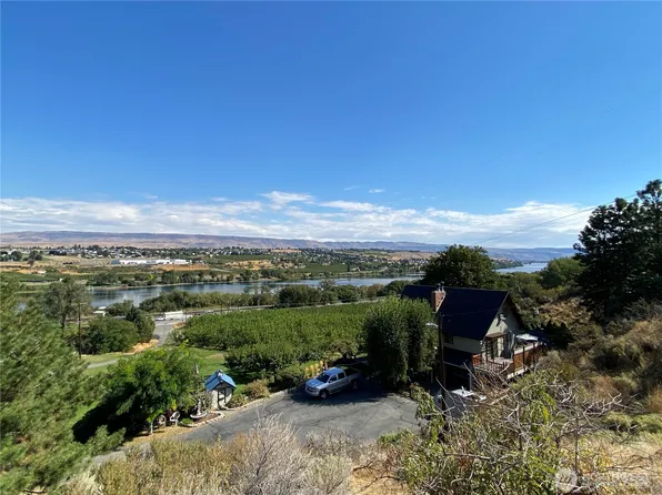 1287 Malaga Alcoa Highway, Wenatchee, WA 98828