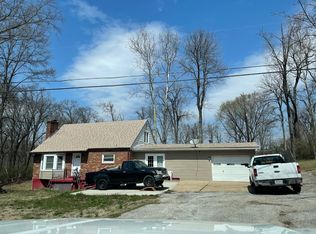 763 Dunn Rd, Saint Louis, MO 63138