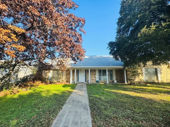 3301 Peachtree Ln, Arlington, TX 76013