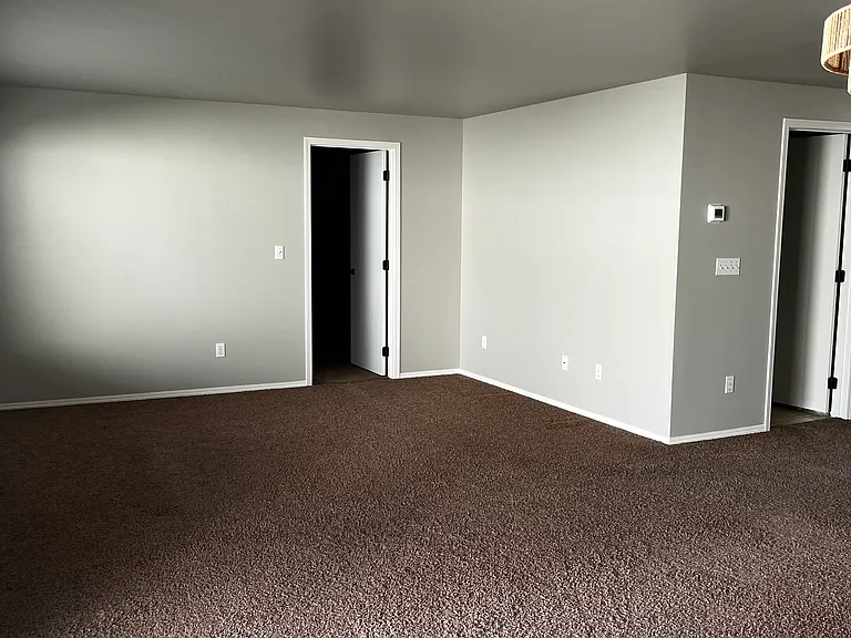 101 Plum Ln #2 — Photo 4