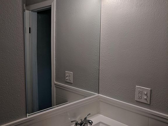 3rd image of 3489 Kenbrooke Ct