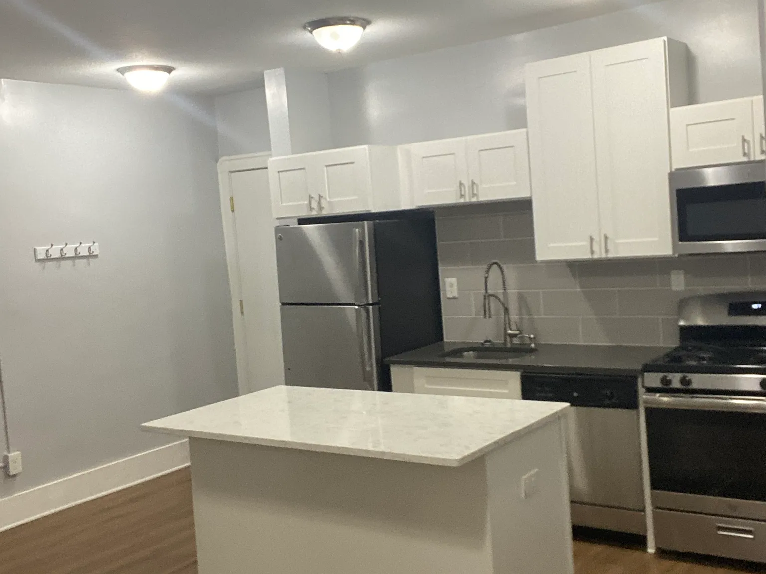 Ridgewood Apartments — Photo 3