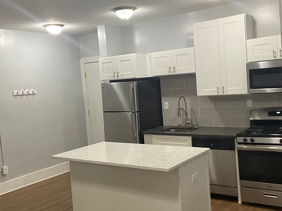 3rd image of 12405 Detroit Ave Unit 3